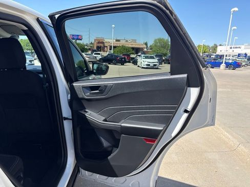 Used 2023 Ford Escape Active AWD/4WD image 28