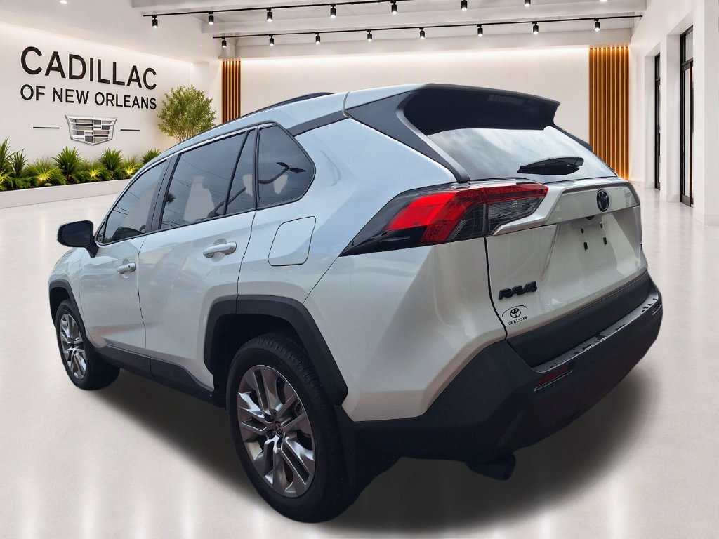 Used 2024 Toyota RAV4 XLE Premium FWD image 4