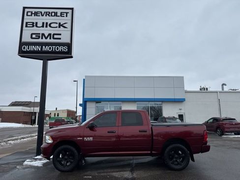 Used 2018 RAM 1500 Express w/ Express Value Package image 2