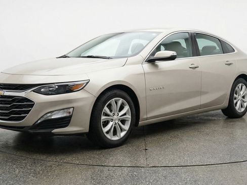 Used 2024 Chevrolet Malibu LT image 3
