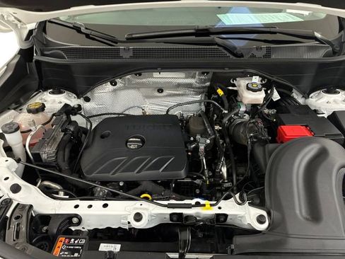 Used 2025 Buick Encore GX Preferred image 11