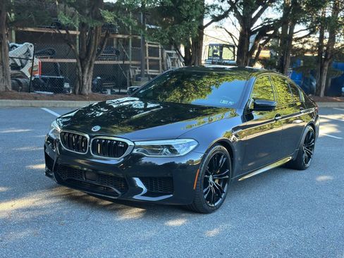 Used 2018 BMW M5 w/ Executive Package image 3