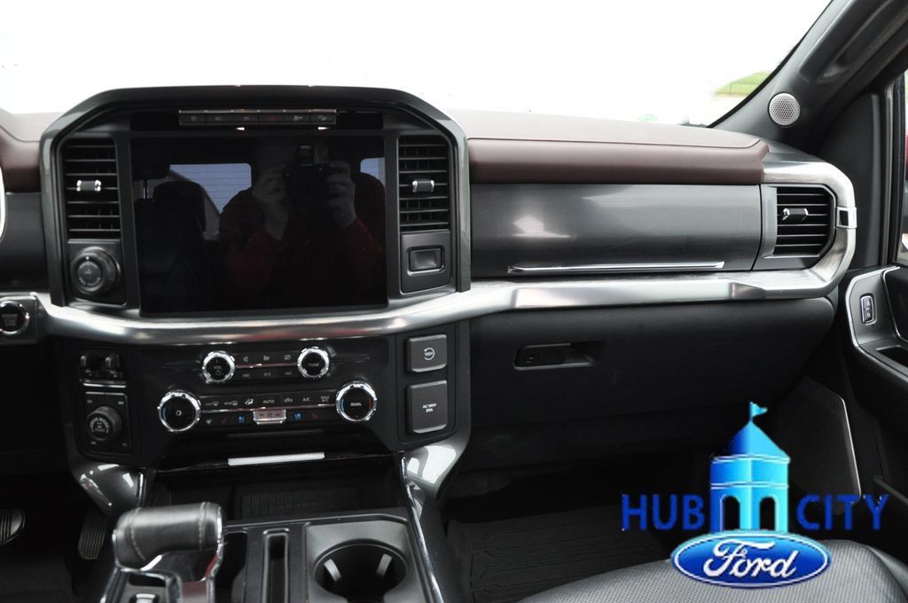 Used 2022 Ford F150 Lariat w/ Equipment Group 502A High AWD/4WD image 20