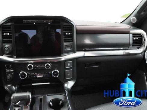 Used 2022 Ford F150 Lariat w/ Equipment Group 502A High AWD/4WD image 20