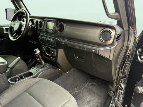 Used 2020 Jeep Wrangler Unlimited Sport image 45