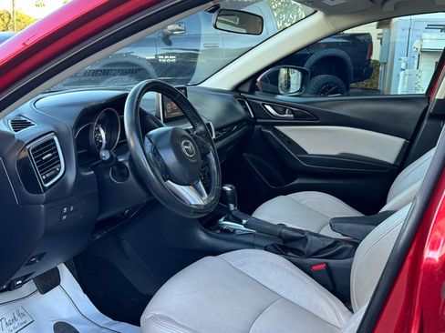 Used 2015 MAZDA MAZDA3 i Touring image 11