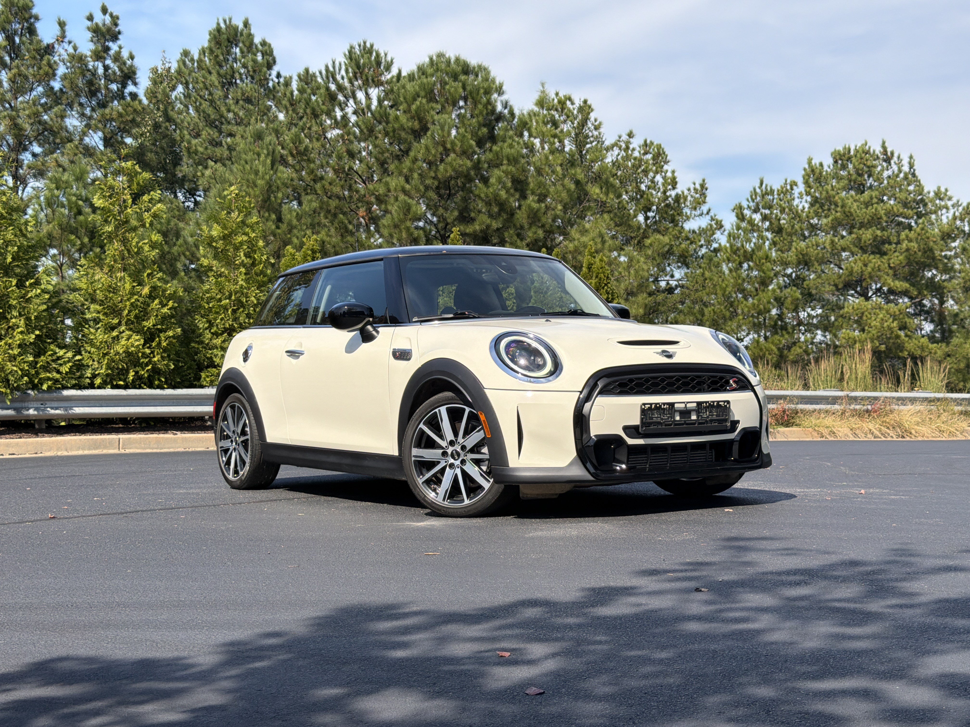 Used 2023 MINI Cooper S FWD image 2