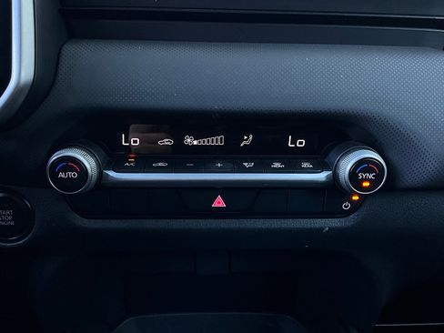 Used 2025 MAZDA CX-50 AWD 2.5 S w/ Select Package image 26