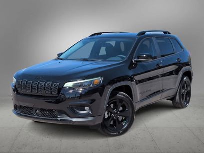 Used 2023 Jeep Cherokee Altitude Lux w/ Lux Elite Package
