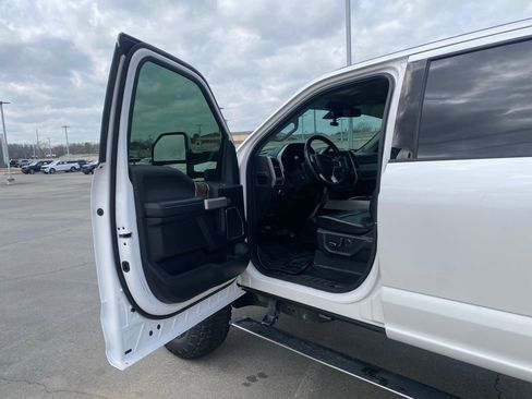 Used 2019 Ford F250 Lariat w/ Lariat Ultimate Package image 10