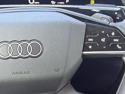 New 2026 Audi Q3 quattro 2.0T AWD/4WD image 22