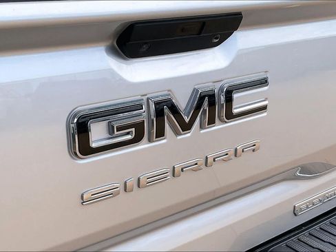 Used 2021 GMC Sierra 1500 Elevation AWD/4WD image 30