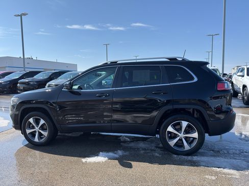 Used 2021 Jeep Cherokee Limited w/ Elite Package image 6