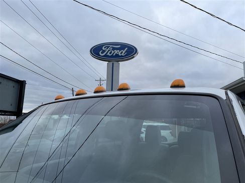 Used 2016 Ford F350 XL w/ Power Equipment Group AWD/4WD image 11