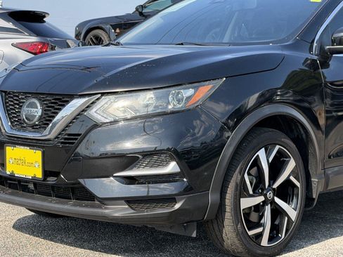 Used 2022 Nissan Rogue Sport SL AWD/4WD image 9