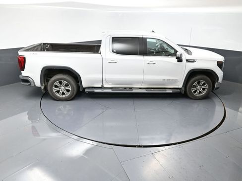Used 2022 GMC Sierra 1500 SLE image 15