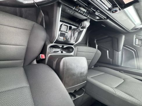 Used 2024 Chevrolet Colorado LT w/ LT Convenience Package RWD image 24