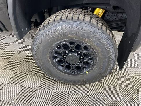 New 2026 Chevrolet Silverado 2500 ZR2 w/ ZR2 Bison Edition AWD/4WD image 19
