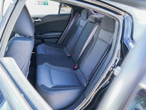 Used 2021 Dodge Charger SXT w/ Blacktop Package image 17