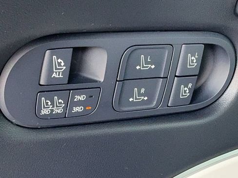 Used 2026 Hyundai Palisade Calligraphy FWD image 18