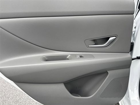 New 2026 Hyundai Elantra Blue image 21