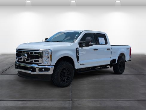 Used 2026 Ford F250 XLT AWD/4WD image 6