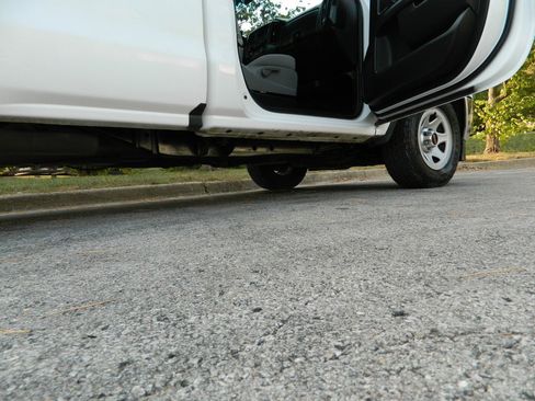 Used 2016 GMC Sierra 1500 2WD Regular Cab image 13