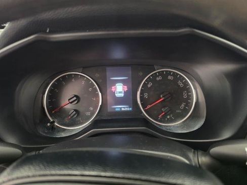 Used 2021 Toyota RAV4 LE FWD image 14