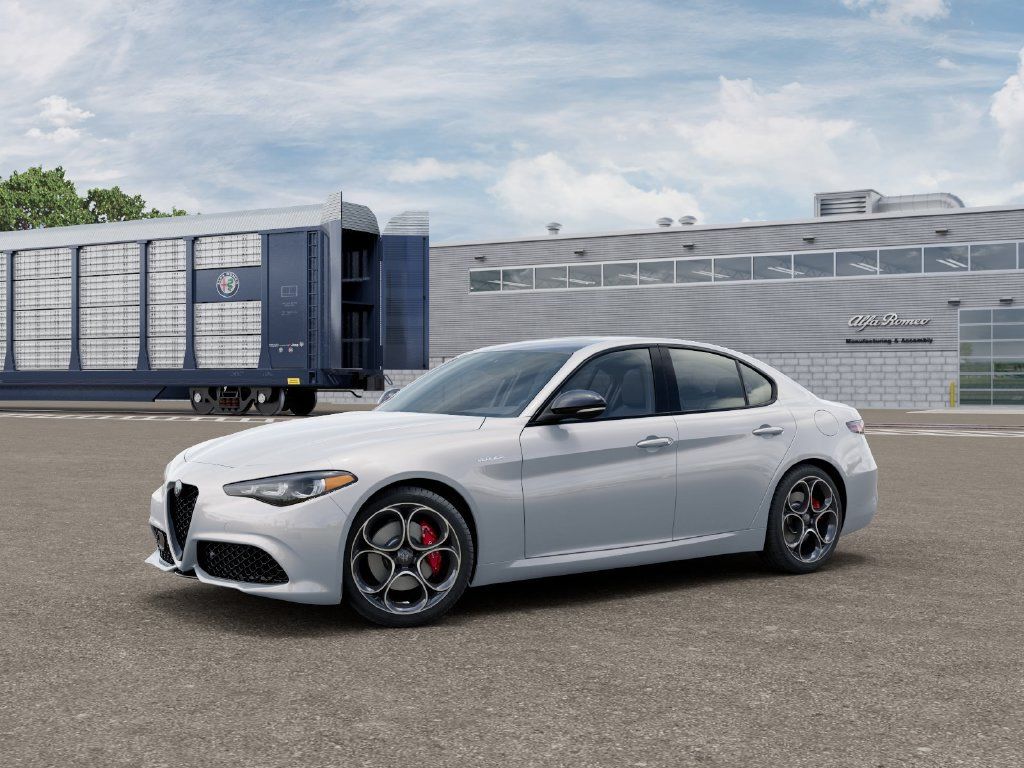 New 2026 Alfa Romeo Giulia RWD image 2
