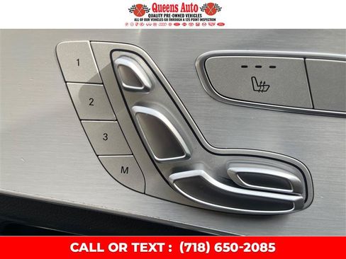 Used 2019 Mercedes-Benz GLC 300 4MATIC w/ Premium Package image 21