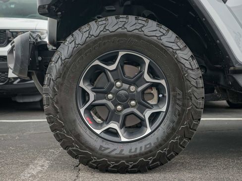 Used 2023 Jeep Wrangler Unlimited Rubicon w/ Cold Weather Group image 10