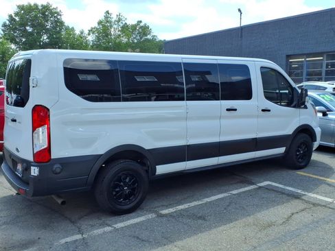 Used 2020 Ford Transit 350 XLT RWD image 6