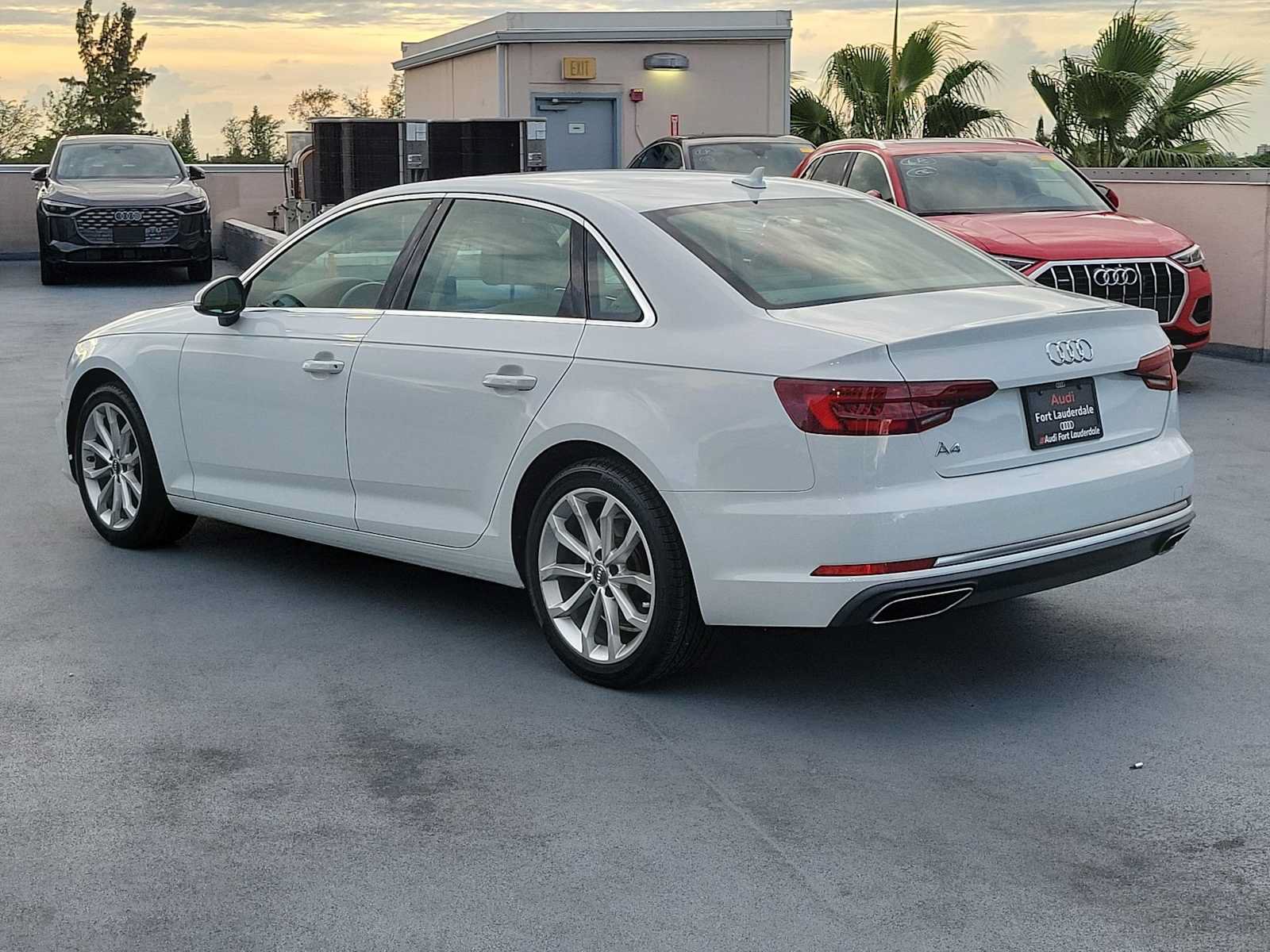 Used 2019 Audi A4 2.0T Premium w/ Convenience Package FWD image 4