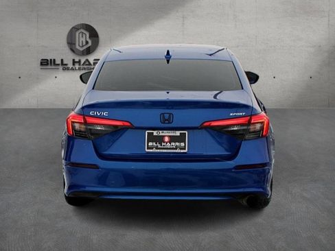 Used 2024 Honda Civic Sport image 6