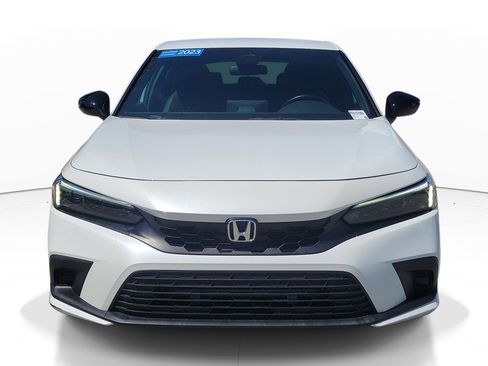 Used 2023 Honda Civic Sport image 2