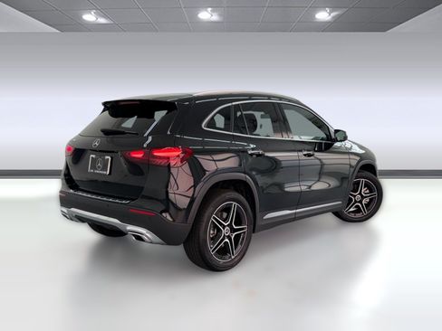 Certified 2026 Mercedes-Benz GLA 250 image 8