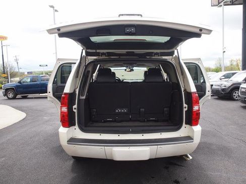 Used 2012 Chevrolet Tahoe LTZ AWD/4WD image 5