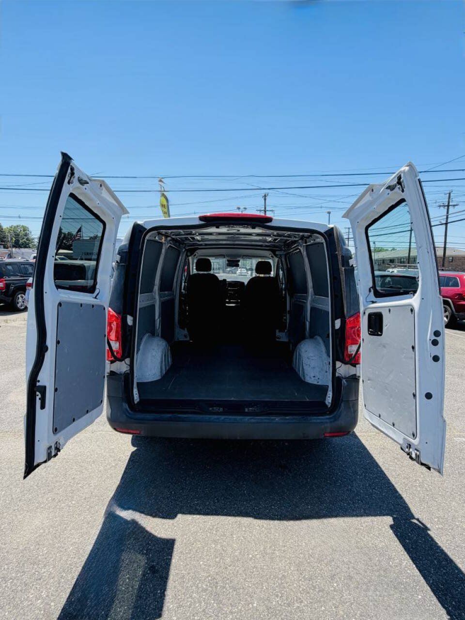 Used 2019 Mercedes-Benz Metris image 10
