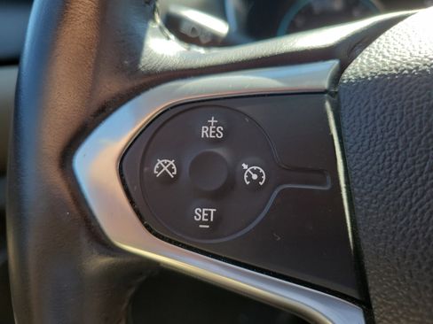 Used 2020 Chevrolet Traverse LT w/ LT Premium Package image 23