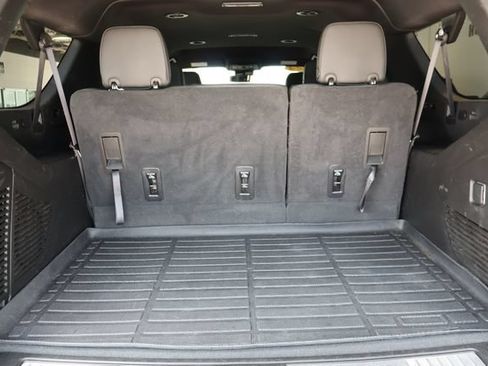 Used 2024 Chevrolet Suburban Z71 AWD/4WD image 22