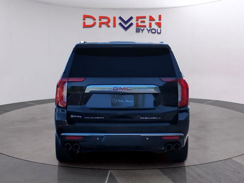 Used 2022 GMC Yukon Denali w/ Denali Ultimate Package image 4