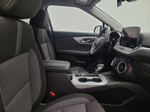 Used 2024 Chevrolet Blazer LT w/ Convenience Package image 21