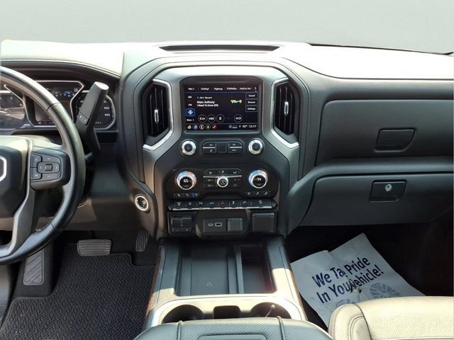 Used 2021 GMC Sierra 3500 Denali w/ Denali Ultimate Package AWD/4WD image 12