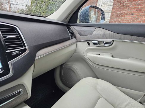 Certified 2023 Volvo XC90 T8 Plus w/ Protection Package image 30