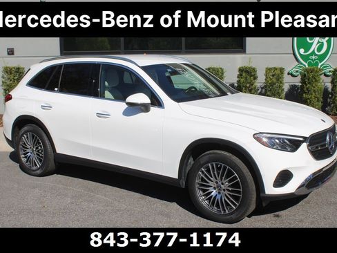 Certified 2025 Mercedes-Benz GLC 300 image 2