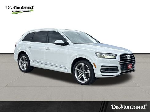 Used 2019 Audi Q7 3.0T Prestige w/ Prestige Package image 3