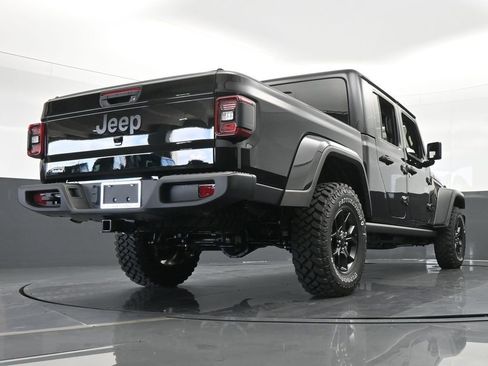 Used 2024 Jeep Gladiator Sport image 52