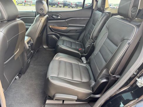Used 2019 GMC Acadia Denali w/ Technology Package AWD/4WD image 6