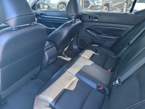 Used 2024 Nissan Altima 2.5 SR FWD image 13