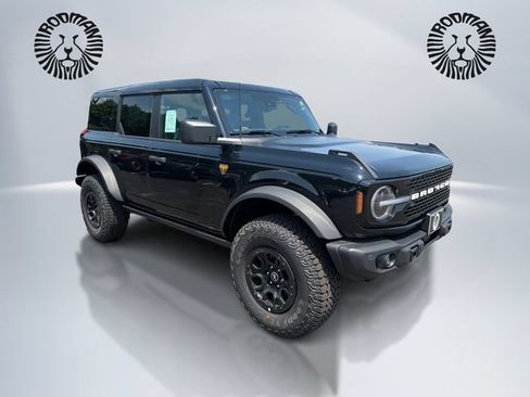New 2026 Ford Bronco Badlands AWD/4WD image 3